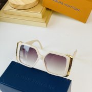 Louis Vuitton LV Moon Square Sunglasses - Women - Accessories Z1652E Z1652W Cream