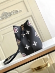 Louis Vuitton NeoNoe MM Autres Toiles Monogram in Black - Handbags M45821