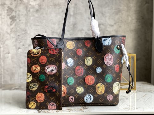 Louis Vuitton Neverfull MM Monogram in Multicolor - Handbags M45923