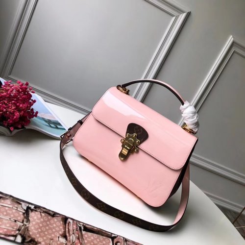 Louis Vuitton Monogram Miroir Vernis Cherrywood PM M53355 Rose Ballerine Louis Vuitton Monogram Miroir Vernis Cherrywood PM M53355 Rose Ballerine