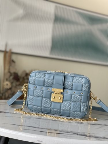 Louis Vuitton Troca MM H27 Damier Quilt in Glacier - Handbags M59111