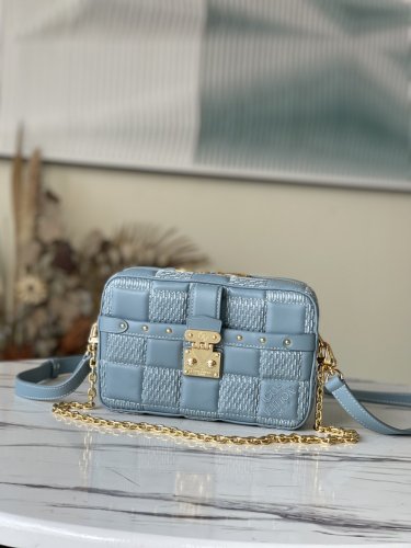 Louis Vuitton Troca PM H27 Damier Quilt in Glacier - Handbags M59115