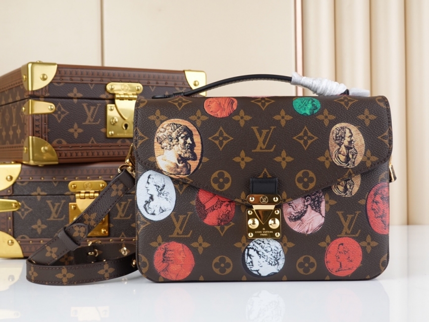 Louis Vuitton Pochette Métis Monogram in Multicolor - Handbags M59257