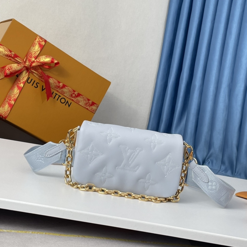 Louis Vuitton Wallet on Strap Bubblegram Leather Blue Glacier - Women - Small Leather Goods M81399