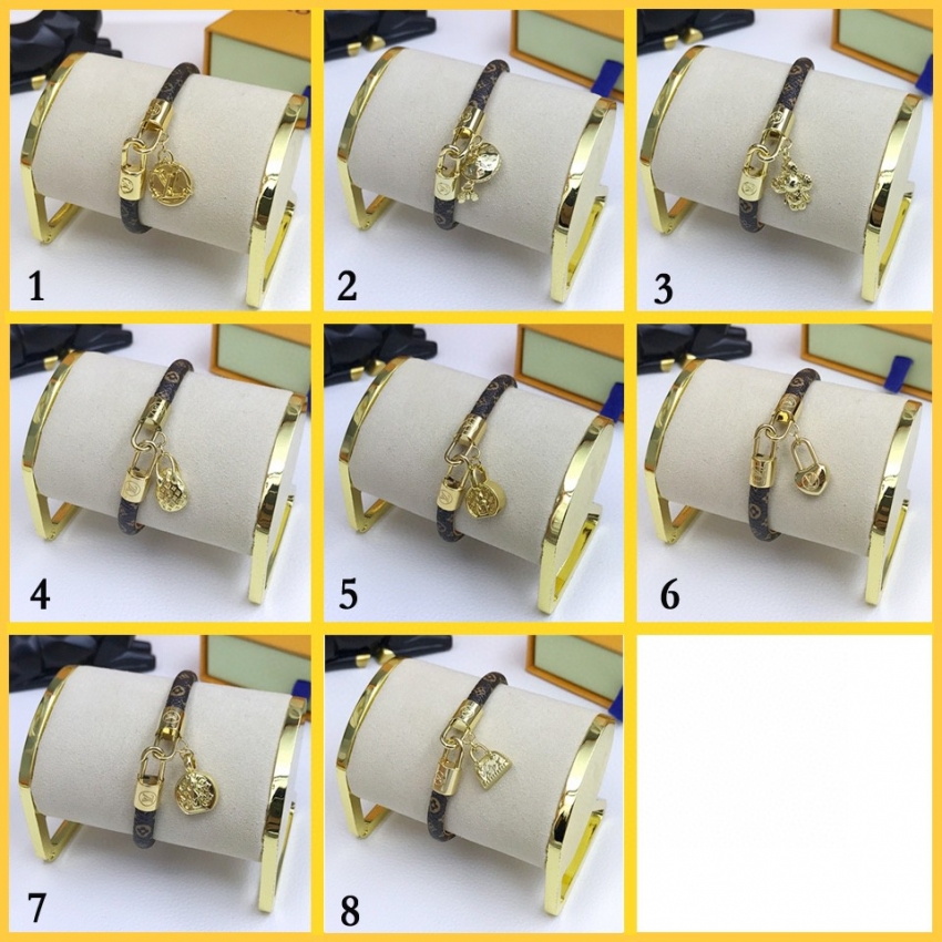 Louis Vuitton Toupie Bracelet Nicolas Ghesquiere Monogram M6567E