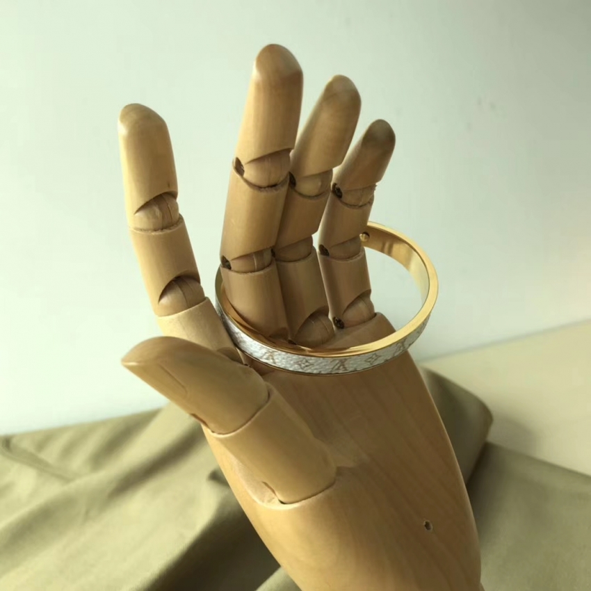 Louis Vuitton Giant Monogram Wild LV Bracelet M67783 White/Beige