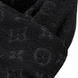 Louis Vuitton Monogram Classic Scarf in Black - Accessories M70520