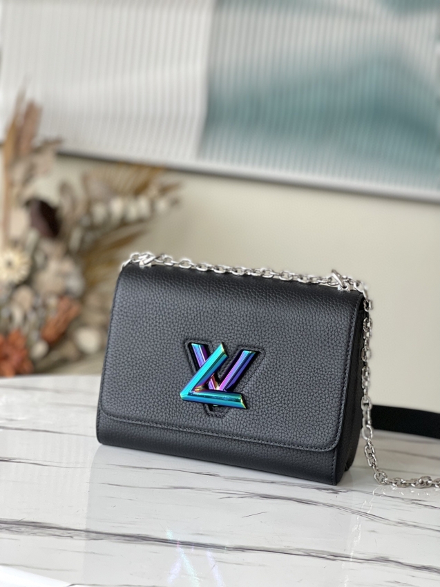 Louis Vuitton Twist PM Epi Leather in Green - Handbags M58597