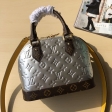 Louis Vuitton Monogram Vernis Leather Alma BB M44389