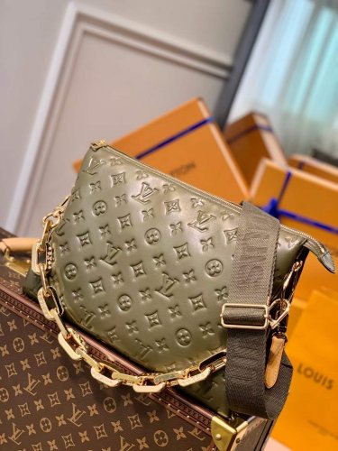 Louis Vuitton Lambskin Coussin MM H27 - Women - Handbags M57782 Khaki Louis Vuitton Lambskin Coussin MM H27 - Women - Handbags M57782 Khaki