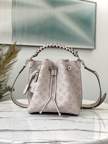 Louis Vuitton Muria Bucket Bag Mahina Women in White - Handbags M58483
