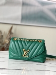 Louis Vuitton LV New Wave Chain Bag H24 in Emerald - Handbags M58664