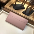 Louis Vuitton Taurillon leather Capucines Wallet M62560 Pink