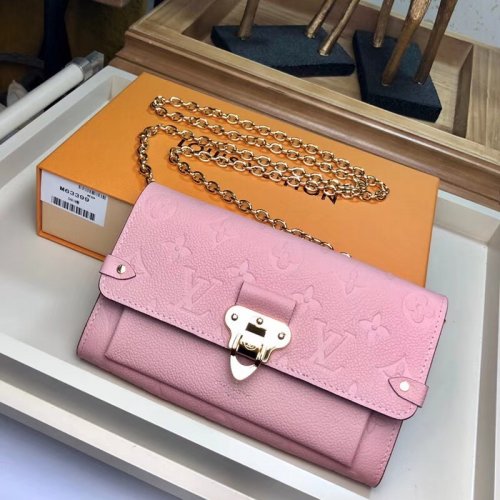 Louis Vuitton Monogram Empreinte Leather Chain Wallet M63399 Rose Poudre Pink Louis Vuitton Monogram Empreinte Leather Chain Wallet M63399 Rose Poudre Pink