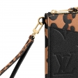 Louis Vuitton Pochette Melanie MM Monogram Empreinte Leather in Black - Small Leather Goods M80686