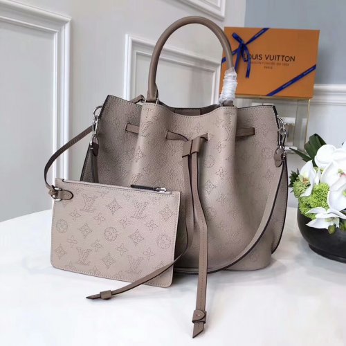 Louis Vuitton Mahina Leather Calfskin Girolata M51896 Creme Louis Vuitton Mahina Leather Calfskin Girolata M51896 Creme