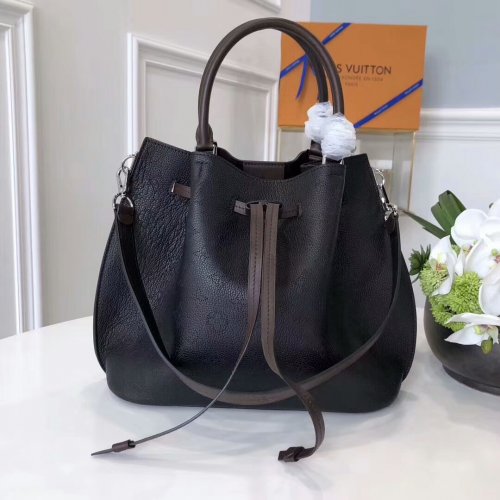 Louis Vuitton Mahina Leather Calfskin Girolata M54402 Noir Black Louis Vuitton Mahina Leather Calfskin Girolata M54402 Noir Black