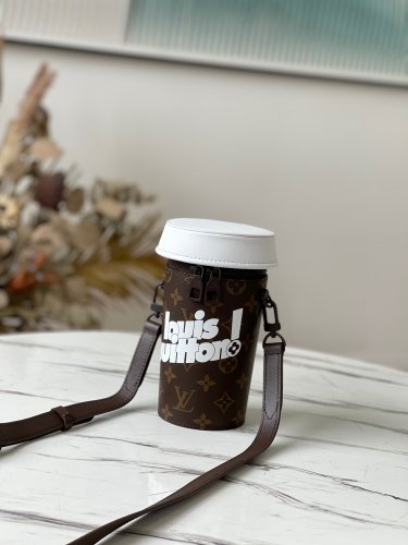 Louis Vuitton Coffee Cup Autres Toiles Monogram in Brown - Bags M80812 Louis Vuitton Coffee Cup Autres Toiles Monogram in Brown - Bags M80812