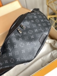 Louis Vuitton Monogram Eclipse Canvas Men Discovery Bumbag M44336
