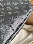 Louis Vuitton Monogram Eclipse Canvas Men Discovery Bumbag M44336