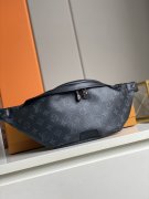 Louis Vuitton Monogram Eclipse Canvas Men Discovery Bumbag M44336