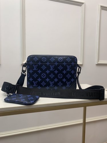 Louis Vuitton Duo Messenger Monogram Shadow in Blue - Bags M45730 Louis Vuitton Duo Messenger Monogram Shadow in Blue - Bags M45730
