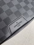 Louis Vuitton Damier Graphite coated canvas Discovery Bumbag N40187
