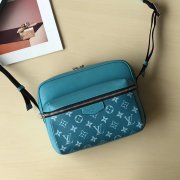 Louis Vuitton Taigarama Outdoor Messenger Bag Men M30233