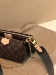 Louis Vuitton Monogram Multi Pochette Accessoires Coin Purse M44813K