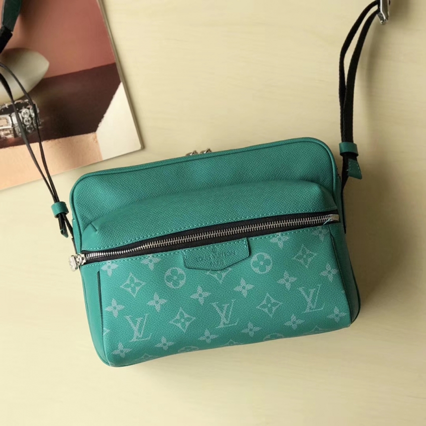 Louis Vuitton Taigarama Outdoor Messenger Bag Men M30241 Vert Pine Green
