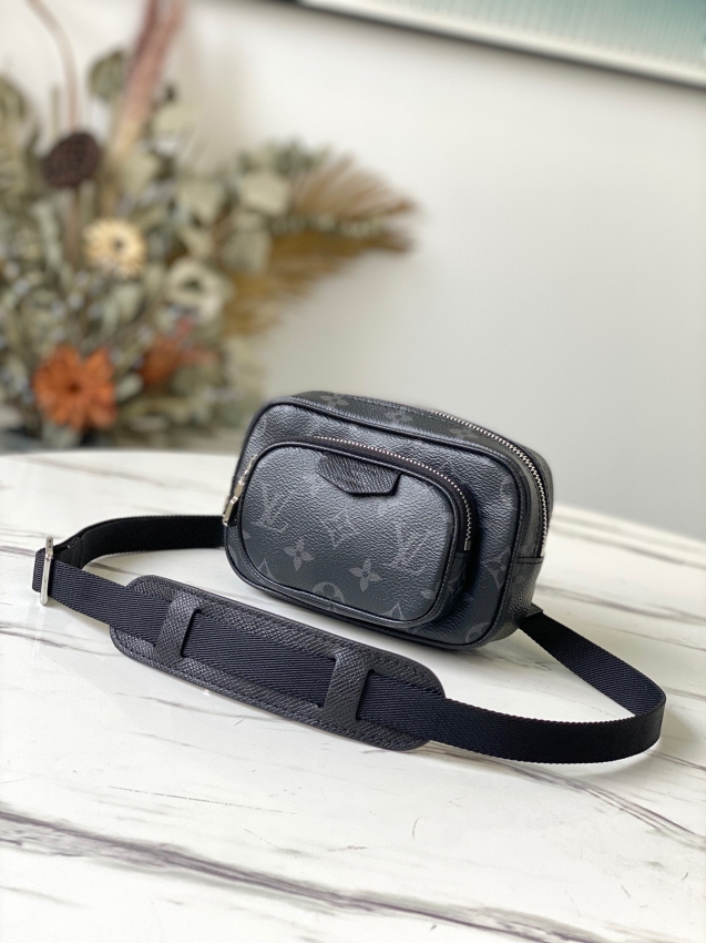 Louis Vuitton Outdoor Pouch K45 Taigarama in Black - Small Leather Goods M30755