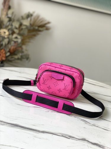 Louis Vuitton Outdoor Pouch K45 Taigarama in Rose - Small Leather Goods M30781