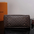 Louis Vuitton Monogram Canvas Artsy MM Ladies M40249