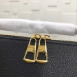 Louis Vuitton Monogram Canvas V TOTE MM M43948 Noir