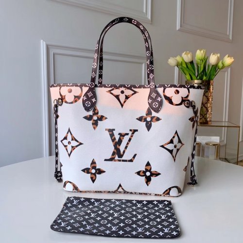 Louis Vuitton LV Jungle Monogram Giant Neverfull MM Tote Bag M44716 Ivoire Louis Vuitton LV Jungle Monogram Giant Neverfull MM Tote Bag M44716 Ivoire