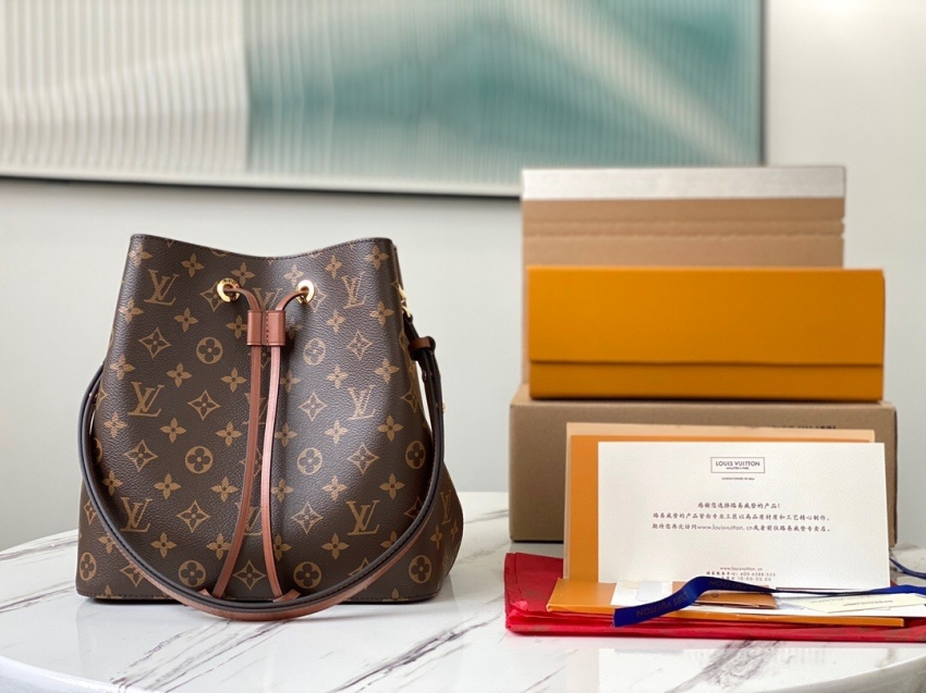 Louis Vuitton Luxury Monogram Canvas and Leather Handbag Neonoe M44887 Caramel