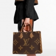 Louis Vuitton Giant Monogram Onthego MM Tote Bag M45321