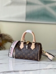 Louis Vuitton Speedy Bandoulière 20 in Black - Women - Handbags M45957
