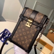 Louis Vuitton Monogram Canvas REF.PF.Vavin Chain IPhone M63913