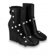 Louis Vuitton Patti Wedge Ankle Boot 9,5Cm in Black - Shoes 1A9CGI