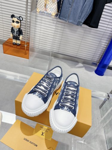 Louis Vuitton Lv Squad Sneaker in Blue - Women - Shoes 1A9S06