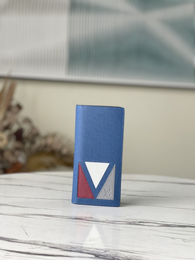 Louis Vuitton Brazza Wallet Taiga Leather in Blue - Men - Small Leather Goods M30791