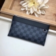 Louis Vuitton Damier Graphite Men Discovery Pochette PM N44323