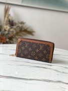 Louis Vuitton Zippy Wallet Trunk Monogram Canvas in Brown - Men - Small Leather Goods M80558