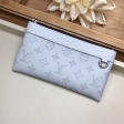 Louis Vuitton Taigarama Discovery Pochette PM Men M30279 White