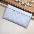 Louis Vuitton Taigarama Discovery Pochette PM Men M30279 White