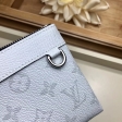 Louis Vuitton Taigarama Discovery Pochette PM Men M30279 White