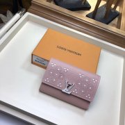 Louis Vuitton Taurillon leather Capucines Compact Wallet M62658