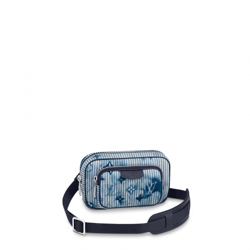 Louis Vuitton Outdoor Pouch in Blue - Men - Small Leather Goods M80462