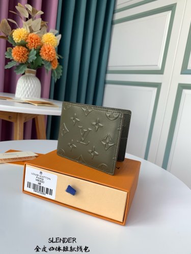 Louis Vuitton Slender Wallet Other Leathers in Green - Men - Small Leather Goods M80520 Louis Vuitton Slender Wallet Other Leathers in Green - Men - Small Leather Goods M80520